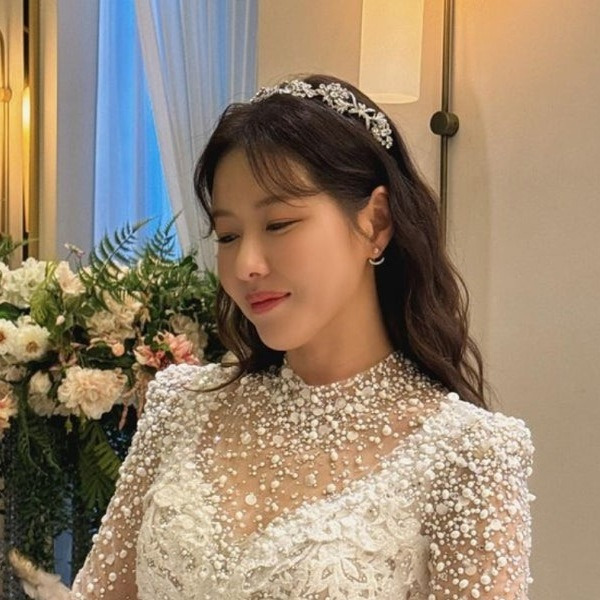 혹시나 결혼을 늦게 할까 3년 전 난자 보관 했는데 간절한 기다림 끝에 결혼한 여배우