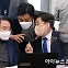 [아!이뉴스] '망사용료·확율형아이템' 국회 문턱넘기