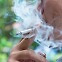 베란다로 넘어온 무개념 이웃의 담배 냄새…금연아파트 합시다! [부동산360]