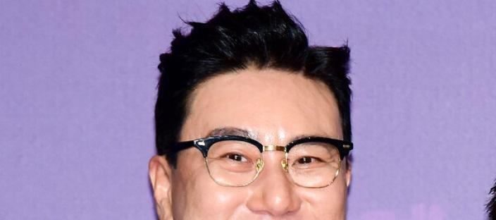 '빚쟁이'+'돌싱의 아이콘'이었지만 올 7월 '깜짝 결혼발표'한 연예인 이미지