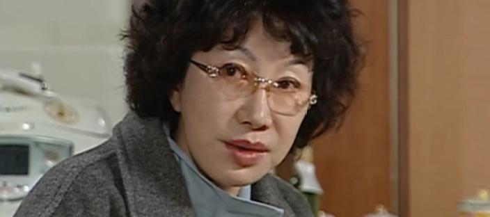 ‘하이킥’ 개성댁 이수나, 뇌경색 투병… 건강 관리가 중요한 이유 이미지