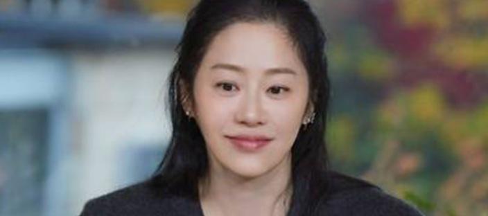 마흔 쯤 되어야 이해하게 된다는 고현정의 인생명언 "평범한 게..." 이미지