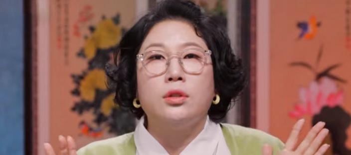 “아버지라고 부르기 껄끄러웠다”…김영희, 빚 떠안고 눈물의 고백 이미지