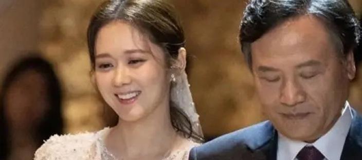 하루 5억 버는데…박경림에게 돈 빌리고 예물도 없이 결혼한 톱스타 이미지