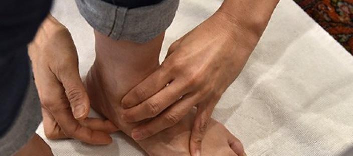 다리 이 증상 "혈관 썩어가고 있는겁니다" 병원가세요 이미지