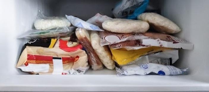 냉동고에 "계속 두면 암유발 10배 증가합니다" 당장 빼세요 이미지