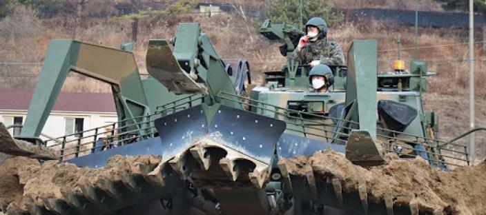 K600 개척전차, 북한 기뢰지대 침투 훈련 영상 유출 파문 이미지