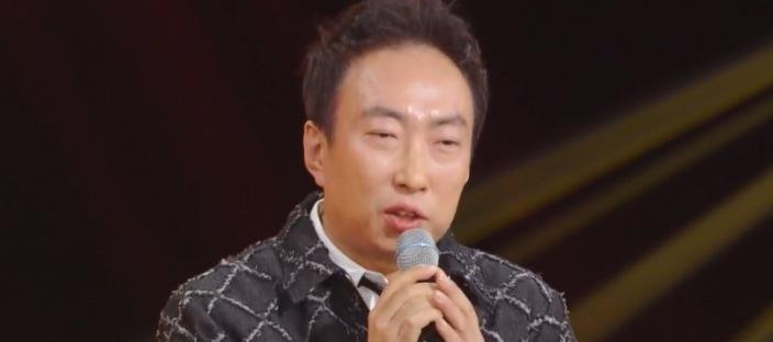 카메라 꺼진 후, 박명수는 ‘이것’부터 챙겼다..박명수가 11년간 숨겨온 진짜 이야기 이미지