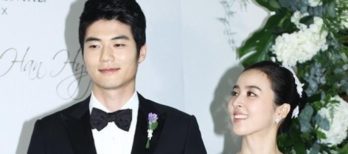 9년 사귄 전 남친 응원 속에 7살 연하 남편과 결혼했던 여자연예인 이미지