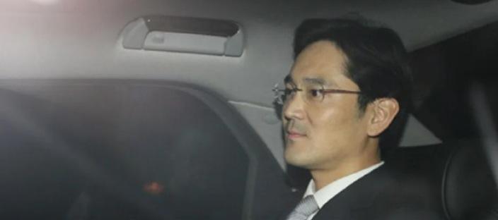 삼성 이재용 회장이 이번에 구매한 10억이 넘는 이 차의 정체 이미지