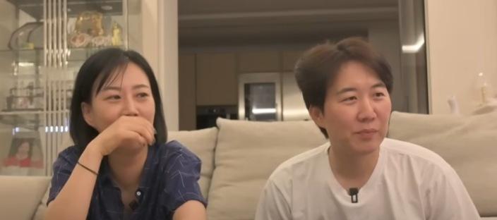 “장윤정이 이득?”…도경완, 챗GPT에 결혼 물어보자 돌아온 감동적 한 마디 이미지