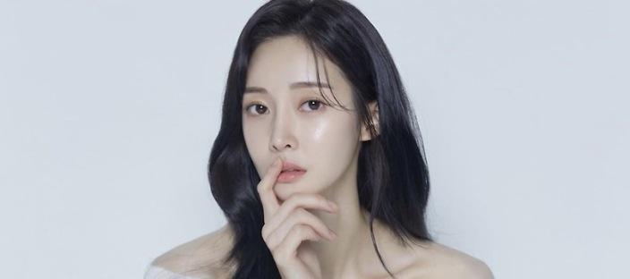 한 때 걸그룹으로 몇백억을 벌고 "결혼 해서 아이를 4명이나 출산 했다는" 연예인 이미지
