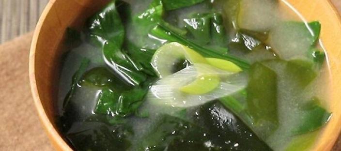 국 끓일 때 "멸치+다시마" 같이 넣으면 절대 안 되는 이유 이미지