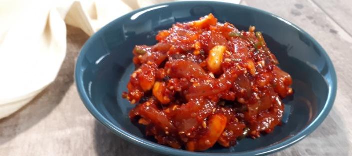"식당에서 이 밑반찬은 절대 먹지 마세요!" 암 걸리는 지름길입니다 이미지