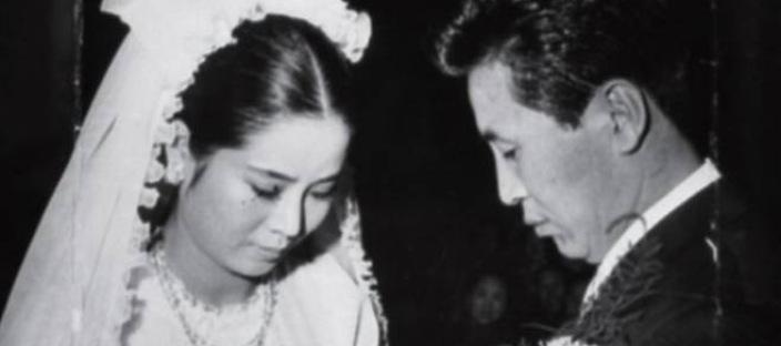 “관세음보살 세 번만 해 봐” 남편 장례식장에서 종교 대통합을 이뤘다는 원로 여배우 이미지
