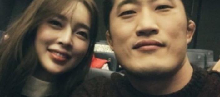 11년 연애, 10번 이별, 그리고 결혼… 김동현이 부인을 끝까지 붙잡은 이유 이미지