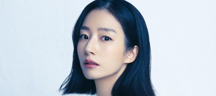 미혼인 줄 알았던 로코 여신, 알고 보니 10살 아들 엄마? 달달한 로맨스 뒤에 감춰진 현 이미지