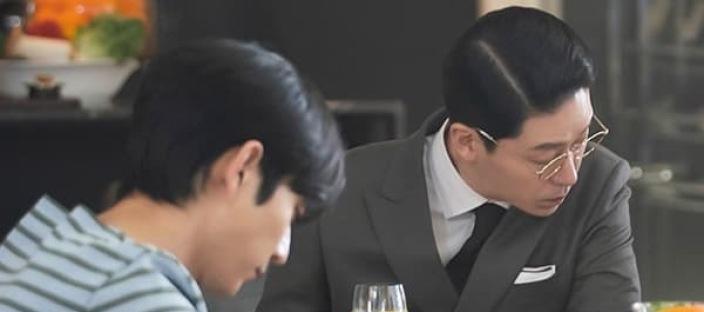 잊혀지지 않는 남편의 모습 그리고 아들 이미지