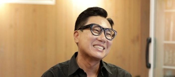 ‘이분이 왜 이상민이랑?’… 강수지 닮은 아내 보고 서장훈·김준호 충격 받은 이유 이미지