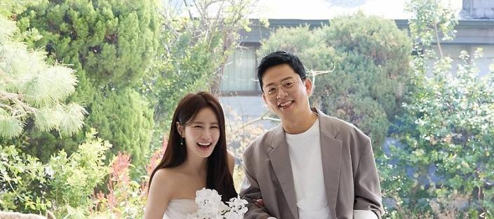 김지민♥김준호, 영화 같은 웨딩사진 공개…올해 가장 설레는 커플 이미지