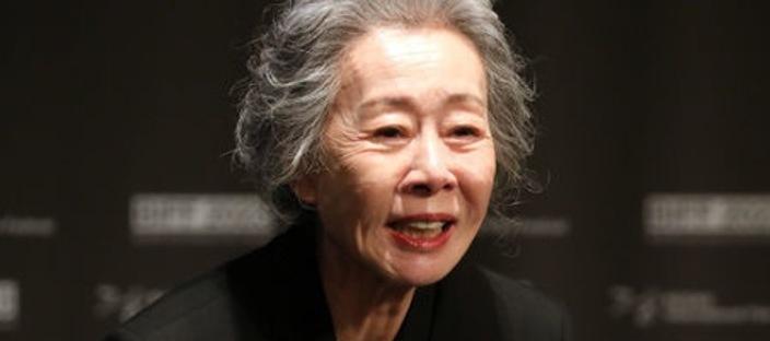 윤여정이 살면서 절대로 이길 수 없다고 생각한 '단 한 사람' 이미지