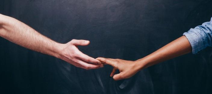 성공한 사람들이 절대 가까이 하지 않는 사람 유형 4가지 이미지