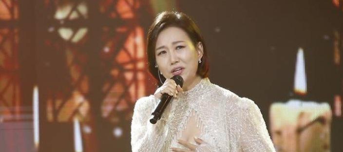 라면만 먹던 무명가수, 천억 자산가 된 사연?! 주인공은 바로! 이미지