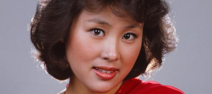 결혼식 피로연에서 냅다 파혼 선언하고 미혼으로 살고 있는 68세 여배우의 정체.jpg 이미지