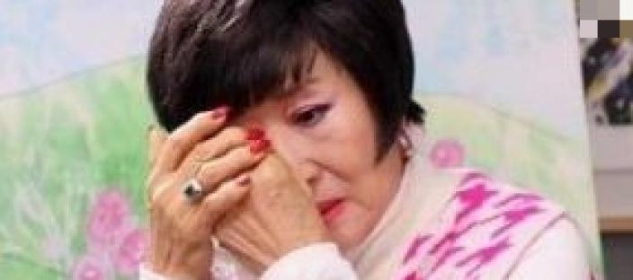 “사위는 연락 두절” 세상을 떠난 딸이 어디 묻혔는지도 몰라 8년간 헤맨 전설의 가수 이미지