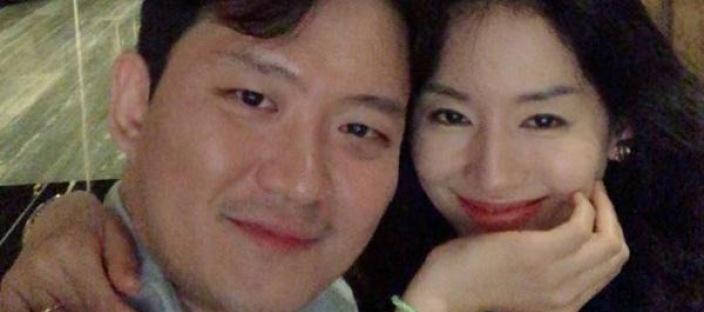 “껌딱지 부부라더니” 40대에 엄마 된 여배우, 알고 보니 이미 이혼했다? 이미지