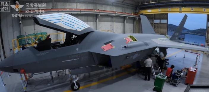 "인도네시아 KF-21 F-33으로 명명", KF-21 도입 본격 준비 이미지