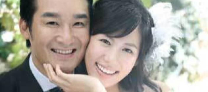 17살 연하의 고백에 결혼했는데, 일자리 전부 끊긴 배우 이미지