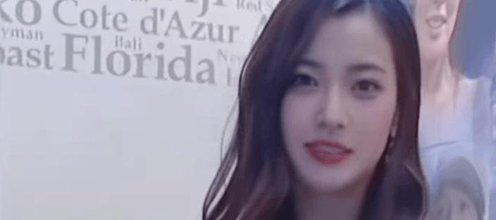 (인형 아냐?..) 김희선 미모가 일본을 강타했던 리즈시절. gif 이미지