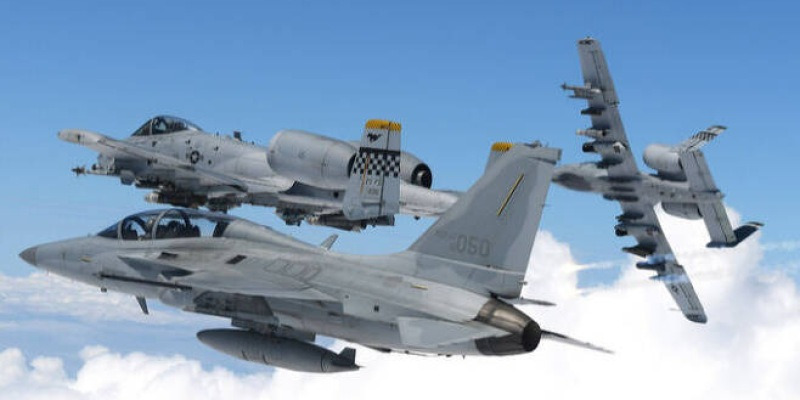 한국 폴란드 FA-50 수출에 AIM-120 공대공 미사일 임대까지!파격 조건에 엄지 척! | 군사돋보기