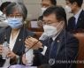 권덕철 장관 "11월 1일부터 단계적 일상회복 전환 검토"