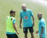 네이마르 첫 땀방울..브라질 대표팀 '패스워크·탈압박 훈련'