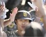 김하성, 11호 홈런·28번째 멀티 히트..샌디에이고 PS 진출