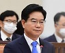 고개숙인 경찰청장 "정인양 보호 못해 죄송..양천서장 대기발령"