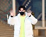 신성, 훤칠한 외모