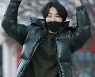 윤시윤 '강추위 녹이는 심쿵 하트'