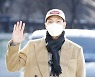 김필 '멋쟁이 손인사'