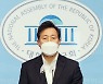 "안철수, 입당 안하면 내가 출마".. 경선 판 흔드는 오세훈