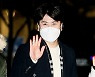 [포토] 라포엠 정민성, '박력있게 손인사'