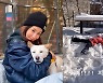 엄정화, 동생 엄태웅 9살 딸 지온 '폭풍성장'에 흐뭇..넓은 마당서 눈 만끽