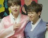 [TV 엿보기] '어깨춤' 규현·딘딘, 이수만 대표·김선호에게 전화한 이유는?