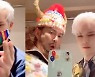 노라조 원흠X조빈, 휴대폰 터치로 1초만 말끔히 변신[SNS★컷]