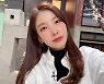레인보우 지숙, 깔끔한 패션도 예쁘네 '♥이두희 반할 만'[SNS★컷]