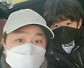 허각, 붕어빵 첫째 아들이 벌써 초등학생? "이제 나도 학부형"[SNS★컷]