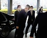 일본군 위안부 피해자 첫 배상 판결.. 한·일 관계 다시 블랙홀에 [특파원+]
