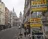 APTOPIX Virus Outbreak Britain